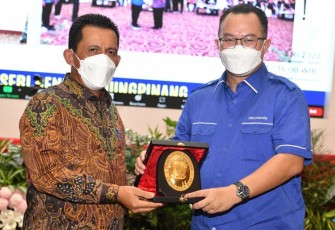Gubernur Kepri saat menghadiri pengukuhan DPD HA IPB Kepri masa bakti 2021-2025