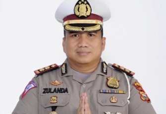 Kasatlantas Polrestabes Makassar saat memberikan himbauan pemudik di Mapolrestabes. Sabtu (07/05/2022)