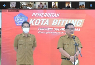 Wali Kota Bitung dan Wakil Wali Kota, Saat memimpin apel perdana, Senin (9/5/2022), secara virtual