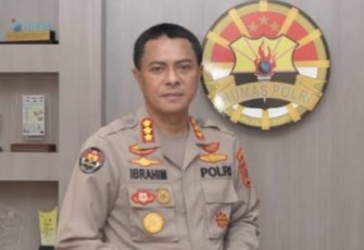 Kabid Humas Polda Jabar saat memberikan keterangan pers perihal wabah PMK di Mapolda Jabar. Sabtu (14/05/2022)
