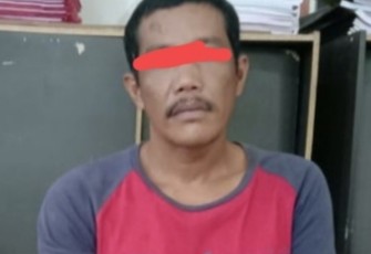 AS (41) pemilik 13 paket sabu ditangkap Satres Narkoba Polres Simalungun. Selasa (17/05/2022)