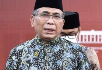 Ketua Umum PBNU Yahya Cholil Staquf saat mberikan keterangan pers usai pembahasan persiapan R20 di istana Negara, Kamis (22/9)
