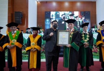 Prosesi pengukuhan guru besar UIN Sunan Gunung Djati Bandung 