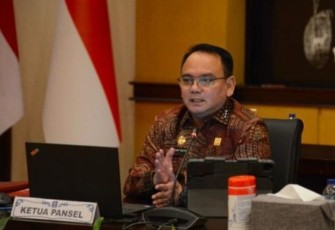 Sekjen Kemenkumham RI Komjen. Pol. Andap Budhi Revianto saat memberikan keterangan pers di Jakarta, Senin (26/12)
