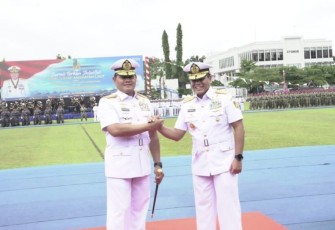 Panglima TNI Laksamana Yudo Margono bersama Kasal Laksamana TNI Muhammad Ali 