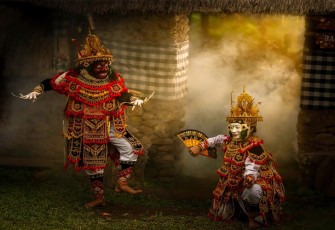 Ilustrasi keberagaman budaya Indonesia. (Sumber : Gambar oleh Agung Atmaja dari Pixabay.com)