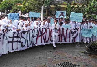 Demo siswa SMAN Turen, Kabupaten Malang, Senin (17/10/2022) pagi.