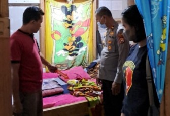 Polisi saat Olah TKP 