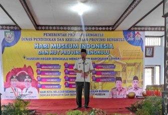 Kepala Dinas Pendidikan dan Kebudayaan Provinsi Bengkulu, Drs. Eri Yulian Hidayat, M.Pd 