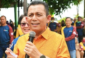 Gubernur Kepulauan Riau H. Ansar Ahmad