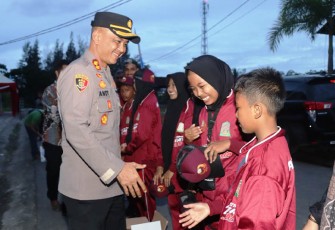 Kapolres Aceh Timur AKBP Andy Rahmansyah, S.I.K., saat Lepas Kontingen Atlet PORA