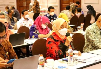 Sri Purwaningsih atau yang akrab disapa Nining saat membuka kegiatan asistensi pelaporan SPM berbasis web (e-SPM) tahun 2022, Kamis (29/9/2022) di Sentral Cawang Hotel Jakarta. 