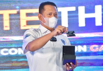 Bamsoet saat pre-launching IMI Super Apps GASPOL!, di booth IMI di Indonesia International Motor Show Hybrid 2022 (IIMS Hybrid 2022), di JIExpo, Jakarta, (Sabtu (9/4/22).