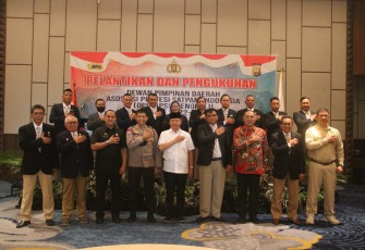 Gubernur Bengkulu Rohidin Mersyah saat hadir pada Pelantikan dan Pengukuhan Dewan Pimpinan Daerah (DPD) APSI Bengkulu Periode 2022-2027, di Ballroom Mecure Hotel Kota Bengkulu, Rabu (12/10). 