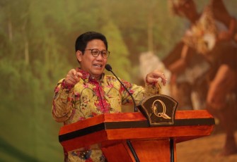 Mendes PDTT Abdul Halim Iskandar 