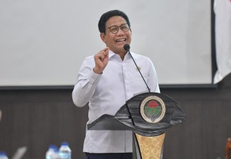 Menteri Desa, Pembangunan Daerah Tertinggal, dan Transmigrasi Abdul Halim Iskandar didampingi Wamendes Budi Arie Seriadi, Sekjen kemendes PDTT membuka Pra Raker 2023 Evaluasi Tahun 2022 dan Persiapan Tahun 2023 dikantor Kemendes PDTT. Senin (26/12/2022).