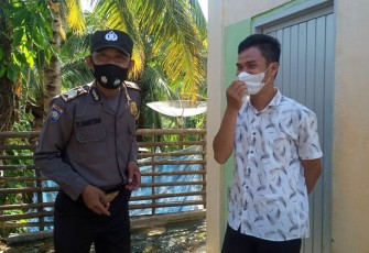 Bhabinkamtibmas Jajaran Polda Bengkulu Rutin Imbau Masyarakat Taat Prokes
