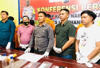 Konferensi Pers Polres Labuhanbatu, Kamis (13/10/2022).