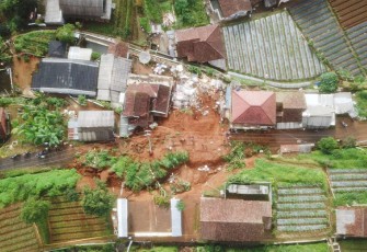 pasca terjadi longsor 