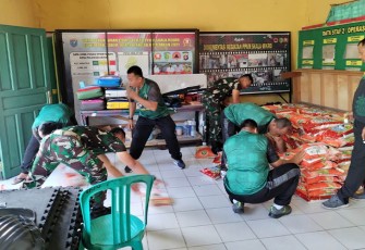 Kodim Palangka Raya saat Distribusikan 600 Paket Bansos Pemprov Kalteng 