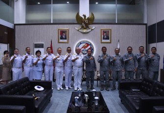 Kepala Bakamla RI saat Terima Courtesy Call Komandan Thai MECC