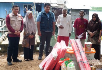 M. Iswan saat sambut Hangat Bantuan Bupati Bintan