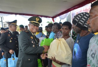 Kodim 1710/Mimika saat Gelar Baksos Saat Perayaan HUT Ke-78 TNI