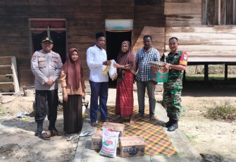 Polsek Nurussalam Kunjungi Korban Kebakaran di Gampong Tunong Bugeng