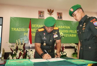 Upacara Sertijab Tradisi Penerimaan dan Pelepasan Pejabat Golongan V