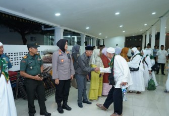 Bupati Asahan Lepas 34 Jemaah Calon Haji Asahan Tahun 1444H/2023 M Tahap Ke-III