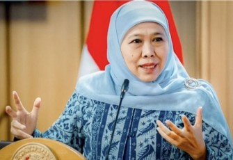  Gubernur Jawa Timur Khofifah Indar Parawansa 