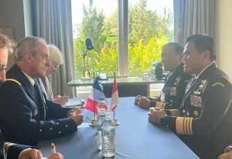 Kasal saat Laksanakan Bilateral Meeting dengan French Navy