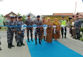 Peresmian kampung Bahari Nusantara di Desa Tambaan Kecamatan Camplong Kabupaten Sampang