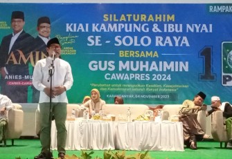 Acara Silaturahim Kiai Kampung & Ibu Nyai se-Solo Raya bersama Muhaimin Iskandar, di Gedung Kebudayaan Karanganyar, Sabtu (4/11/2023).