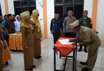 Danramil 04/Jiwan saat Hadiri Pelantikan dan Mutasi Jabatan Perangkat Desa Ngetrep