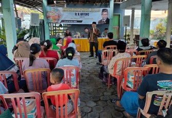 Anggota DPRD Jawa Timur dapil Jember -Lumajang, Artono saat serap aspirasi di Kecamatan Sumberjambe, Jember, Senin 17 Juli 2023.