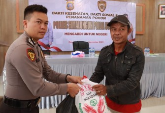 Polres Simalungun saat Bakti Sosial