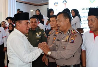 Kasat yang mewakili Kapolres Tapsel, AKBP Imam Zamroni, SIK, MH, itu hadir dalam pelantikan yang berlangsung di Gedung H Adam Malik, Kota Padangsidimpuan. Gubernur Sumut, H Edy Rahmayadi, tampak hadir langsung dalam kegiatan ini.