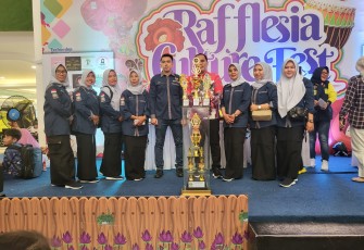 Drumband TK Hang Tuah Perwakilan Bengkulu Rebut Juara 