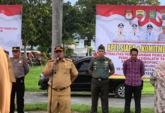 Camat Kota Kisaran Timur Pimpin Apel Siaga Dan Komitmen Bersama Netralitas Pelaksanaan Pemilihan Umum Tahun 2024 Kecamatan Kota Kisaran Timur