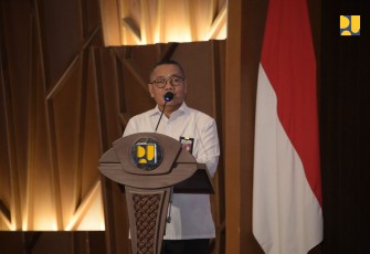 Seminar Eksekutif Peningkatan Kapasitas SDM Melalui Metode Coaching, yang diselenggarakan bagi para Pimpinan Tinggi Madya dan Pratama di Auditorium Kementerian PUPR, Senin (18/12/2023).