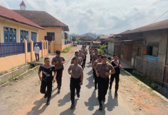 Dalam rangka persiapan aksi pengamanan (Pam) dalam rangka menghadapi Pemilu 2024, personel Dalmas Polres Tapanuli Selatan (Tapsel), terus berlatih.