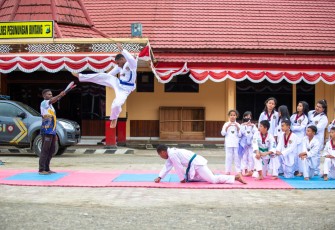 Sosok Brigpol Edward Samuel S Habibu Sang Pelatih Taekwondo yang mengharumkan Nama Polri di Kabupaten Pegunungan Bintang