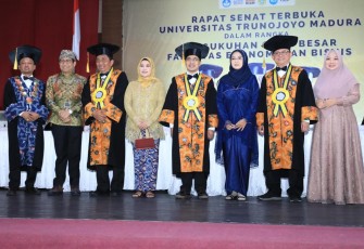 Foto Bersama usai acara