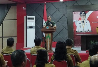 Dandim 1310/Bitung saat menyampaikan sambutannya pada kegiatan sosialisasi rekrutmen Komcad TNI Matra Darat