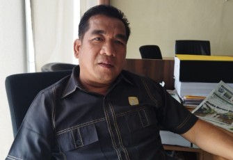 Ketua Komisi IV Edwar Samsi 