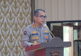 Kabid Humas Polda Banten Kombes Shinto saat memberikan keterangan pers 