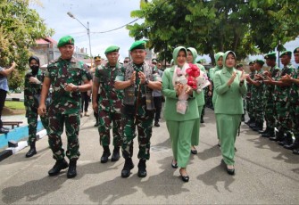 Pangdam I/BB Mayjen TNI Achmad Daniel Chardin saat mengunjungi Kodim 0309/Solok