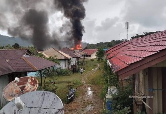 SMK Negeri 1 Oksibil dibakar KKB Kodap XXXV Bintang Timur, Senin (9/1)