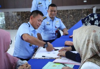 Penandatanganan Pelepasan Hak Tanah Tahap Kedua